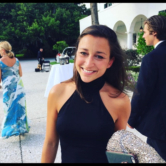 Meet your Posher, Alexandra - Picture 1 of 1